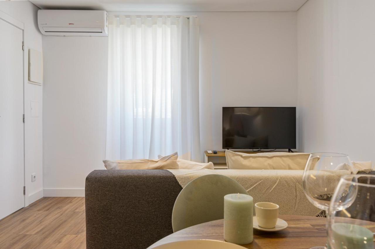 Chalet Marias - Parede Beach Apartments Экстерьер фото