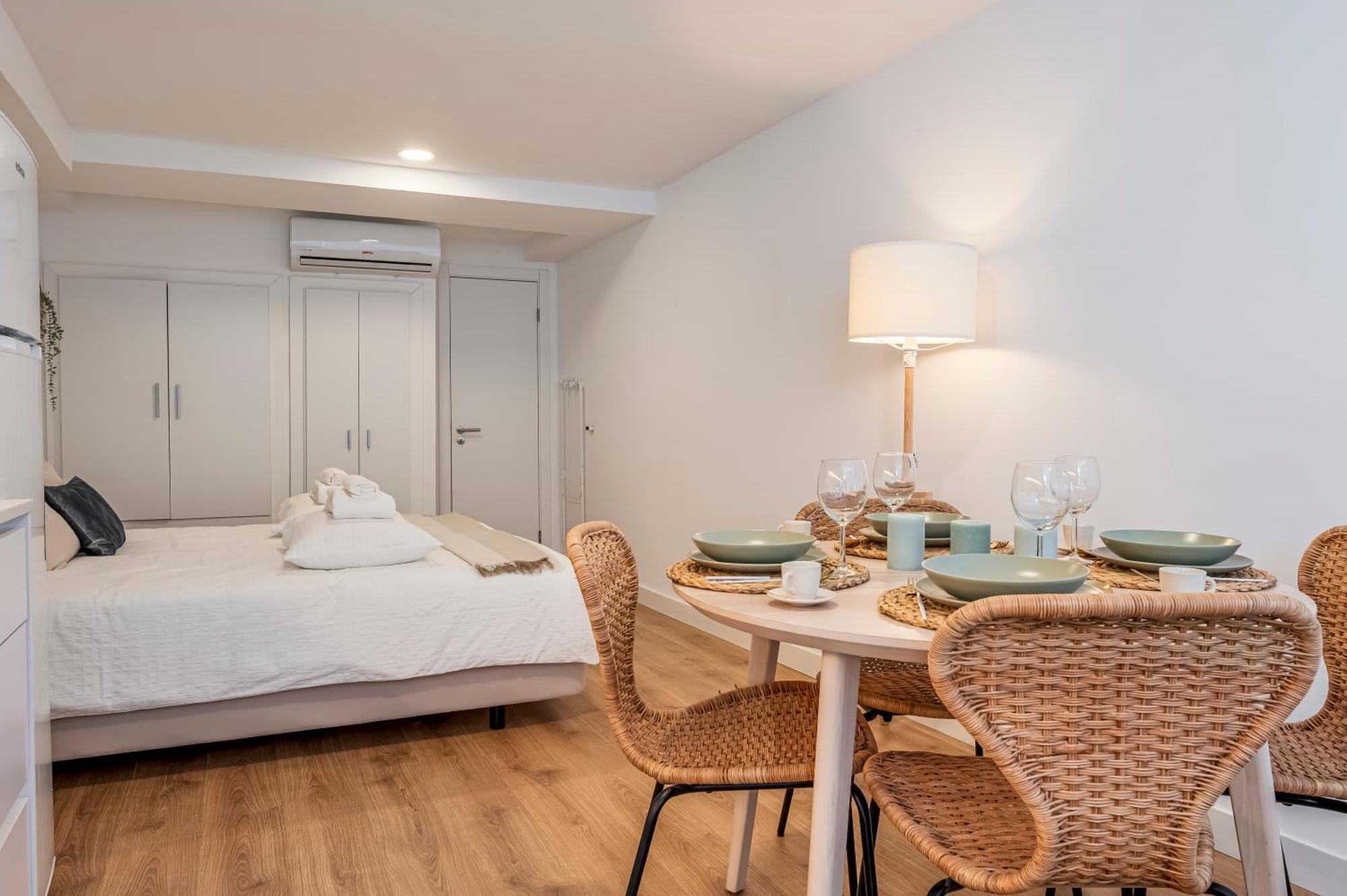 Chalet Marias - Parede Beach Apartments Экстерьер фото