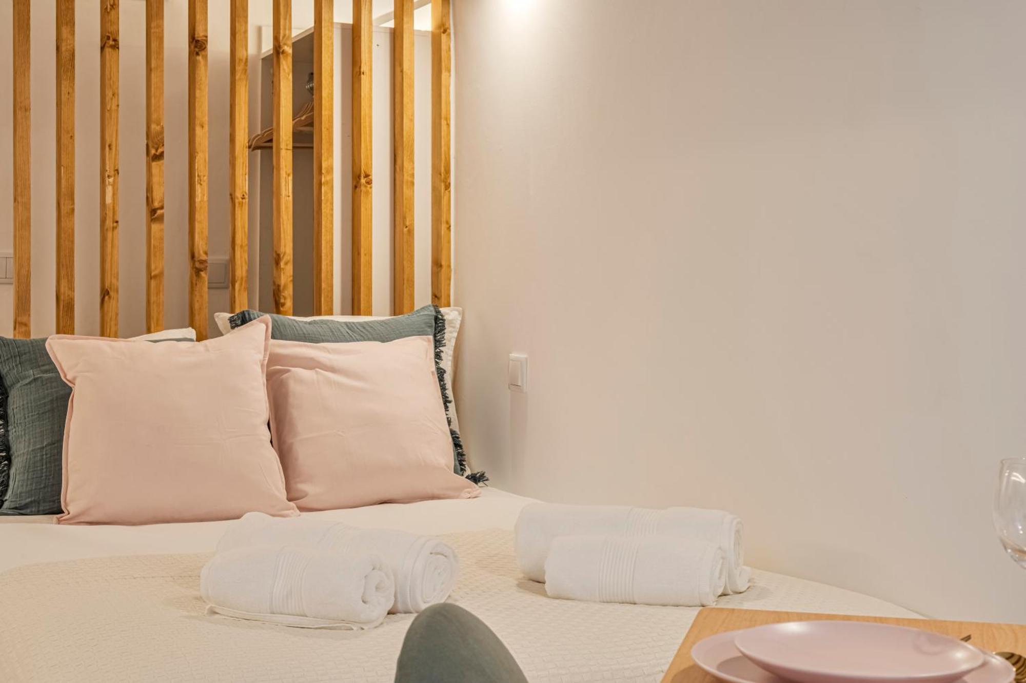 Chalet Marias - Parede Beach Apartments Экстерьер фото